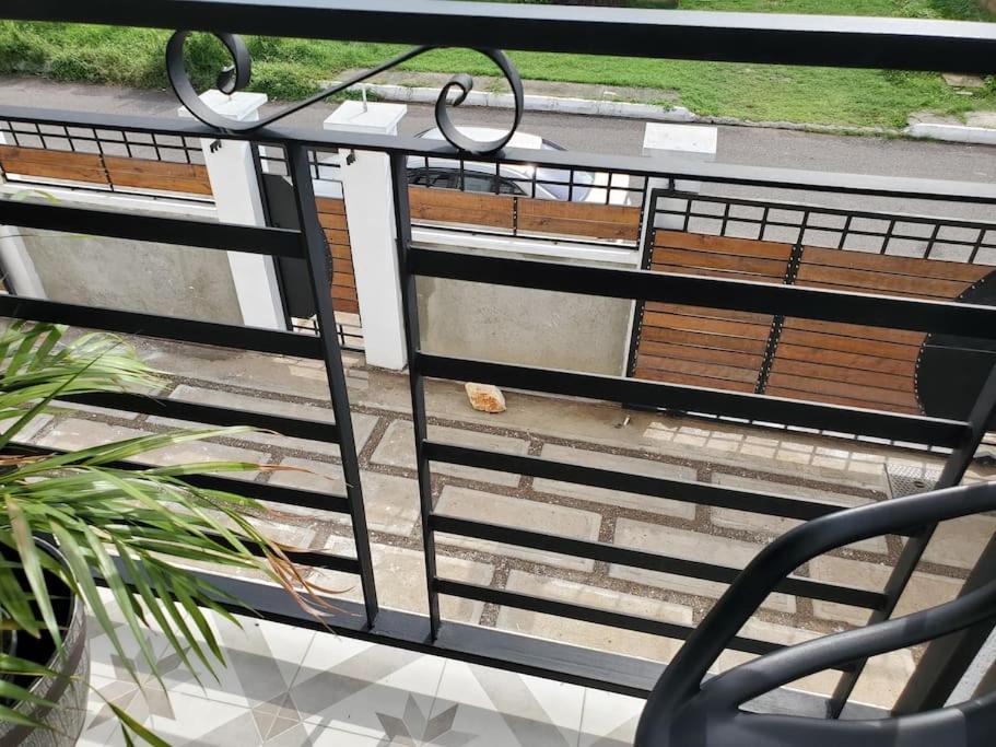 'The Solace' New Luxury Modern 1Bed 1Bath Apt. بورتمور المظهر الخارجي الصورة
